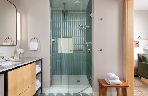 Racine Hotel | Hotel Verdant