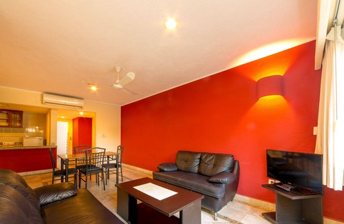 Granjas del Marques Hotel | Hotel Villamar Princesa Suites