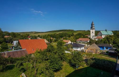 Kurdejov Hotel | Hotelový dům Kaskáda - Bed and Breakfast
