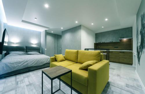 Kyiv Apartment | Hotrent Olympic