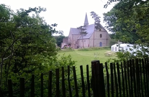 Le Cloitre-Saint-Thegonnec Cottage | House in Breton village between land and sea