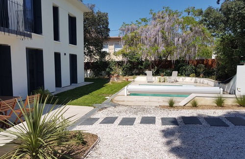 Saint-Martin House | House 10 minutes walk from the center, 14 minutes by car from the sea