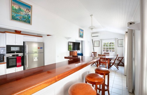 Morne Criquet House | House 2 steps from Eden Rock (2 chambres)