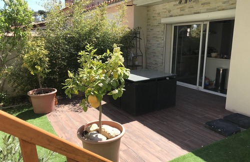 Martigues House | House 6/8 people in Martigues, near downtown, near beaches, quiet.