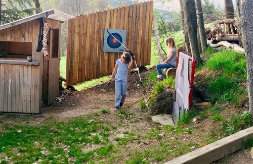 Vrchlabi House | House 6 bedrooms, 22 pers., Garden with outdoor pool and children's playground