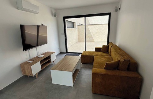 Satolas-et-Bonce Apartment | House 60 with 3 bedrooms lechaffardcom