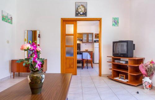 Vinkuran House | House Cador