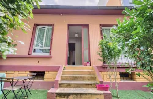 Bagneux Villa | House D by 1 minute metro for PARC EXPO and ORLY