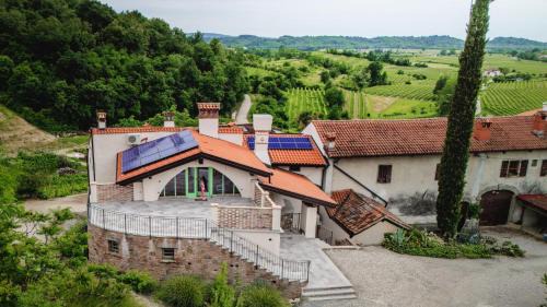 Dolnje Cerovo Apartment | House Dorče