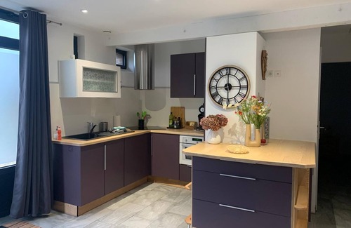 La Chapelle-Huon House | House for 6 people ideally located, close to many leisure activities