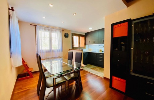 Pujal Cottage | House Forn for 6 people