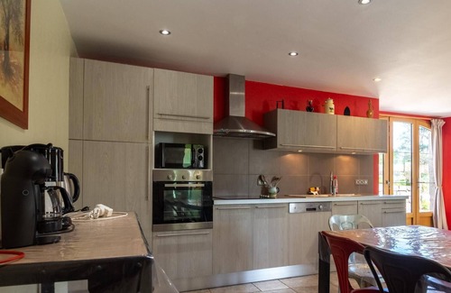 La Fage-Saint-Julien House | House