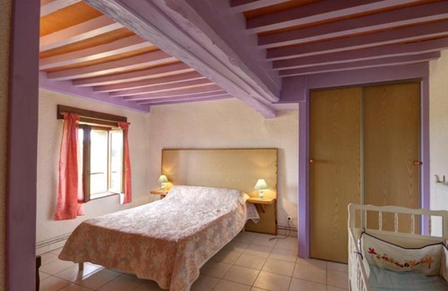 Montagny House | House Les vieilles cours