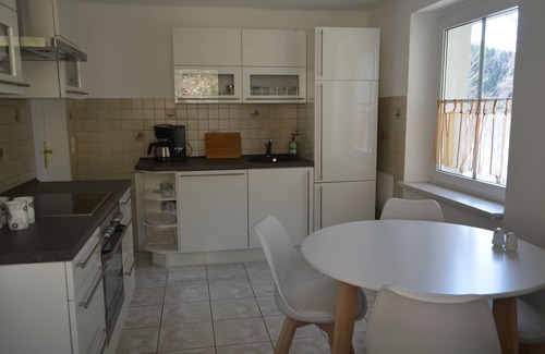 Frankenhain Apartment | House Lütsche - right on the lake in the Thuringian Forest