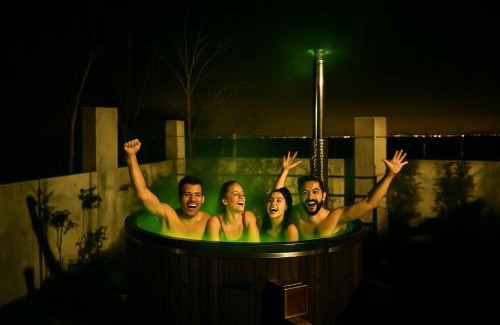 Oslonino House | House of Freedom with Sea view sauna and jacuzzi