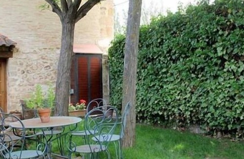 Soria Cottage | House of the Soria River for 7/8 people. Rustic House of the River in Soria Capital.