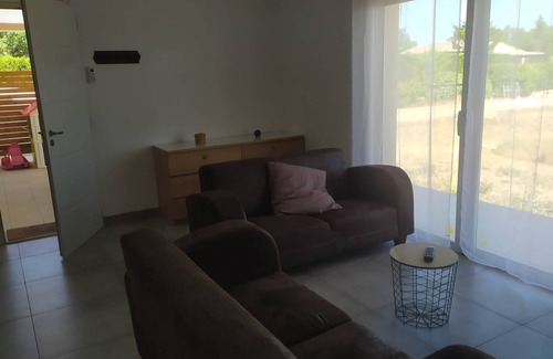 Issirac House | House on 1500 m2 of land in a hamlet in the countryside