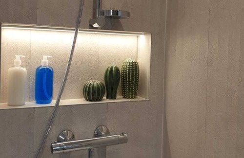 Mentera Barruelo House | House on the ASON river basin, in a quiet town.