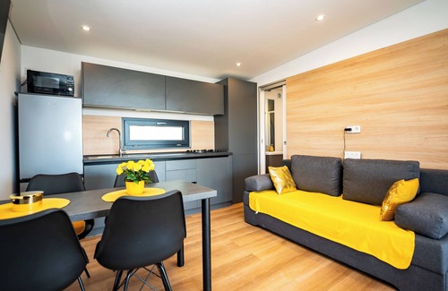 Kastel Novi House | House Red Earth - Kastel Stafilic