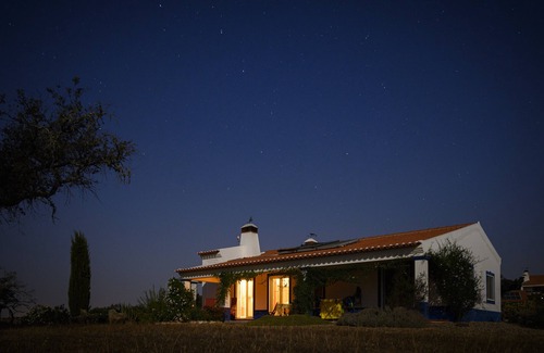 Ourique House | House surrounded by nature