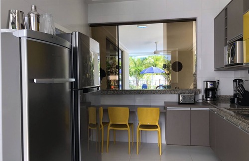 Jenipabu House | HOUSE W/RESORT SERVICE, 2 MIN WALK TO THE BEACH, POOL, AC, WIFI, MAID