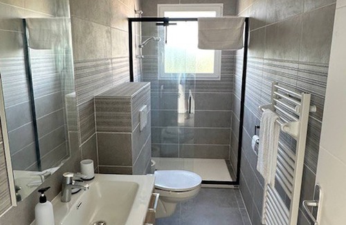 Satolas-et-Bonce Apartment | House with 5 bedrooms lechaffardcom