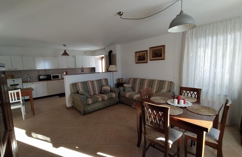 Castello Tesino House | House with garden within the historic village of S. Polo