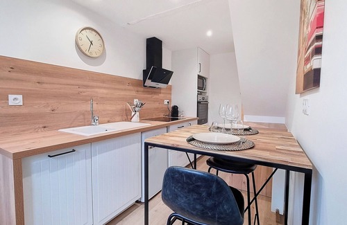 Louviers House | House with garden - sauna and whirlpool