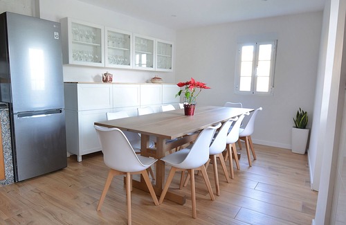 Oubina House | House with huge garden in Cambados