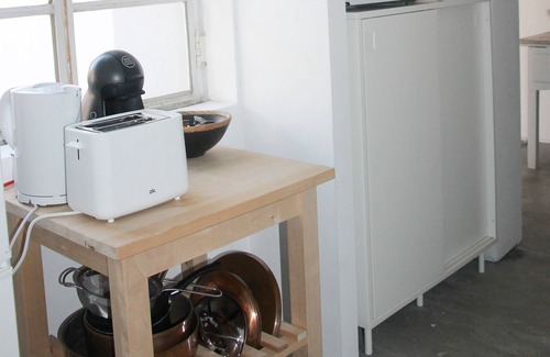 Alges Condo | House with patio