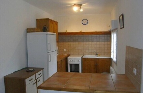 Pierrerue House | house with pool in a pretty hamlet in the middle of pines, oaks .