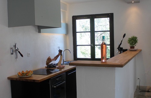 Valreas House | House with pool in the vineyards of the Drôme Provençale