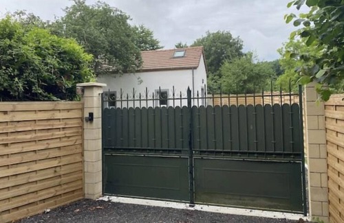 Saint-Augustin House | House with private garden Disneyland® Paris, Vallée village, parc des félins