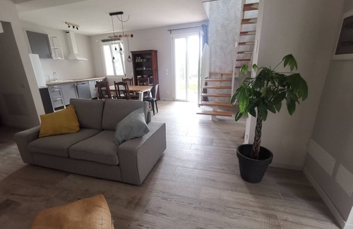 Raffa House | House with private fenced garden