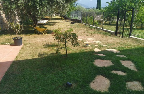 Raffa House | House with private fenced garden