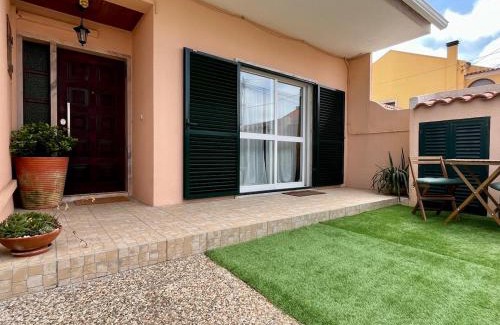 Carvoeira Apartment | Housing Floor with private yard