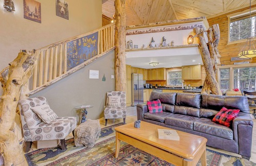 Cimarron Cabin | How's Your Aspen? Relax and Play in Arrowhead! Cozy Cabin Centrally Located