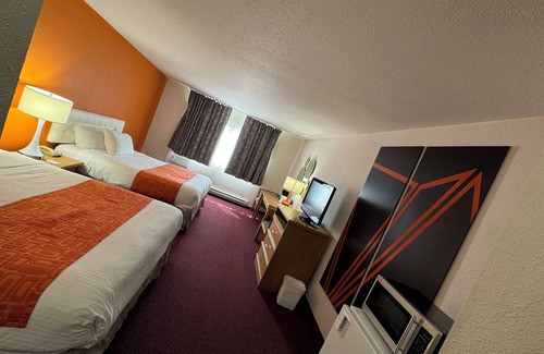 Fort St. John Hotel | Howard Johnson Hotel by Wyndham