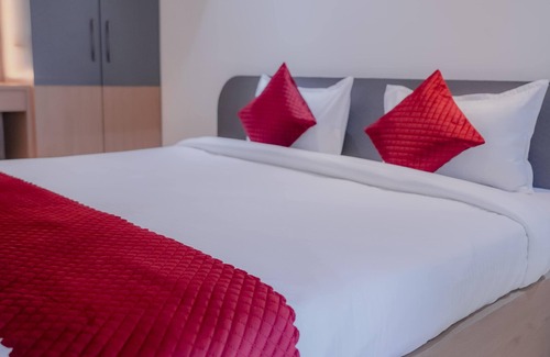 Andheri West Hotel | Hsquare Hotel Andheri West