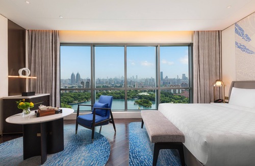 Putuo Hotel | HUALUXE Shanghai Changfeng Park by IHG