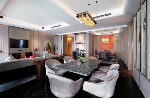 Jinghu District Hotel | HUALUXE Wuhu