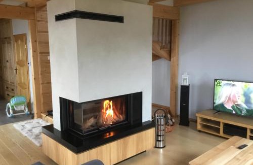 Huba House | Huba 59, domek w Gorcach z pięknym widokiem na Tatry i Jezioro Czorsztyńskie