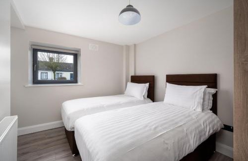 Tullamore House | Hugh Lynch's Self Catering Accommodation