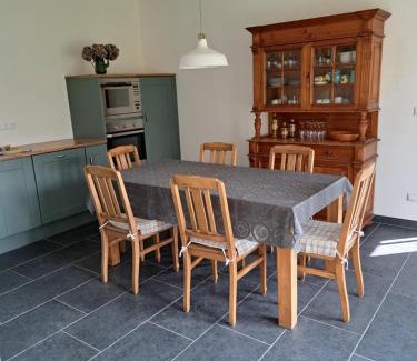 Municipality of Laarbeek Bed & Breakfast | Huize Donkersvoort