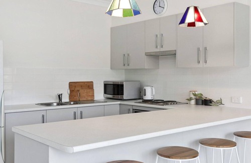 Separation Creek House | Hull's Haven - Separation Creek - Out of this World