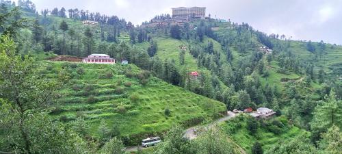 Theog Cabin | Humble Holiday Inn Kufri Simla