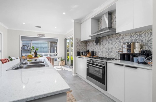 Lake Hume Village House | Hume Have - Lake Hume