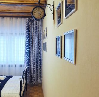 Wlochy Bed & Breakfast | HUSARSKA 60