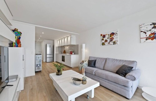 Duinbergen Apartment | Huswell - Apartment with frontal sea view in Knokke