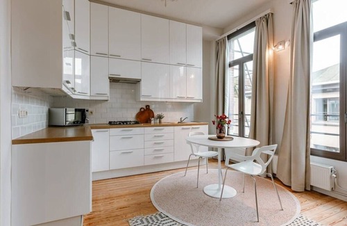 University District House | Huswell - Charming mansion in vibrant Antwerp